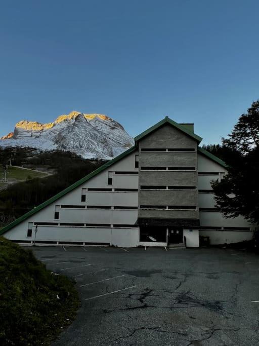 Appartement 6 Personnes Aux Pieds Des Pistes Gourette Exterior foto
